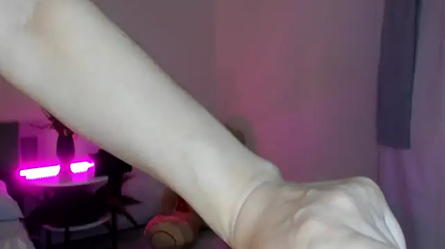 Valerie_Foxy