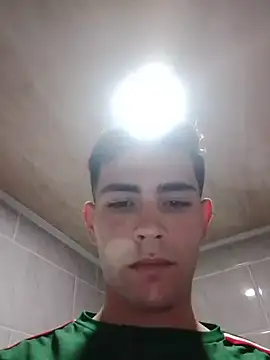 houSZMM on Stripchat