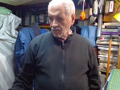 nonnomaturobisex (M grandpa) - comprate i miei video dopo venite in p.m