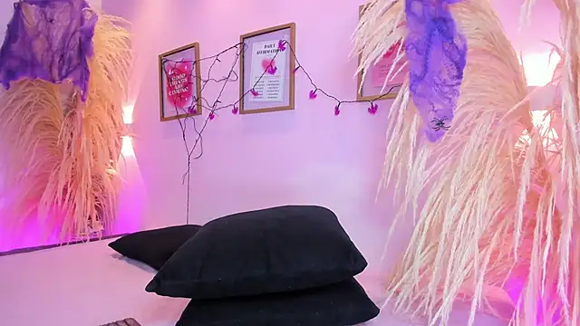 MiaaCarter_