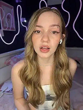 MilaMoone