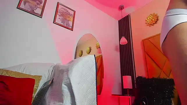 lucii__ferr (M young) - jeans off and show me you bulge in brief