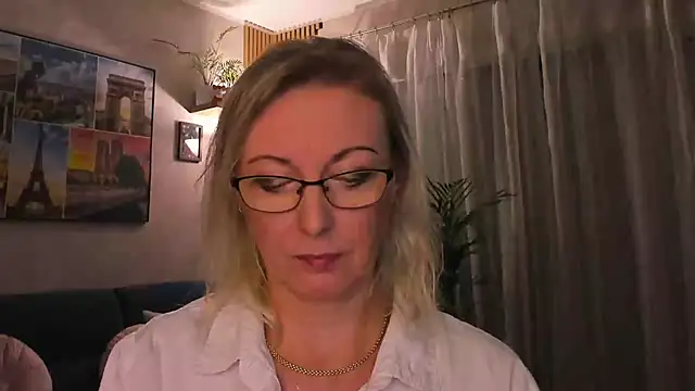 vanessa_chat live cam on StripChat