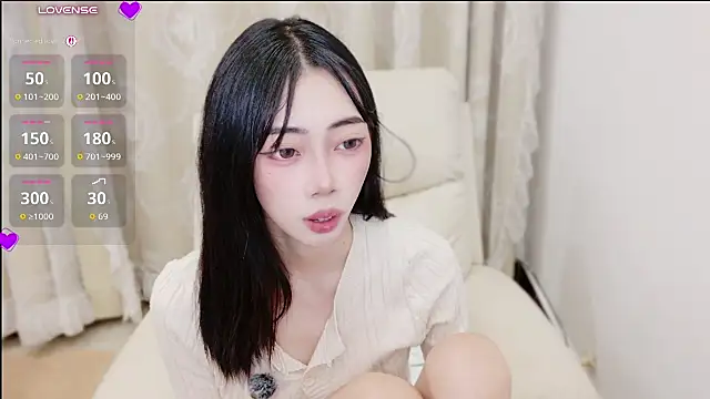 tuantuanle live cam on StripChat