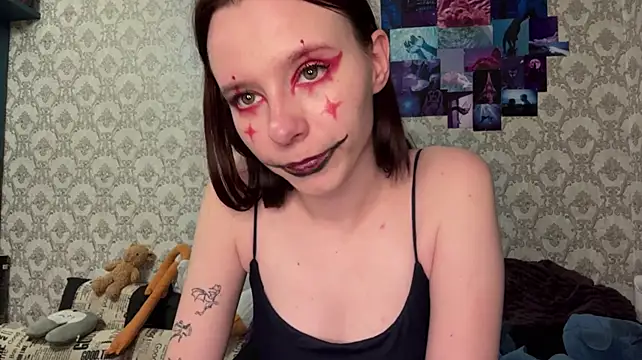 TaynaHauptly live cam on StripChat