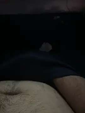 Chillguyy67 live cam on StripChat