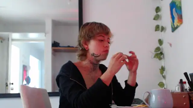 seley222 live cam on StripChat