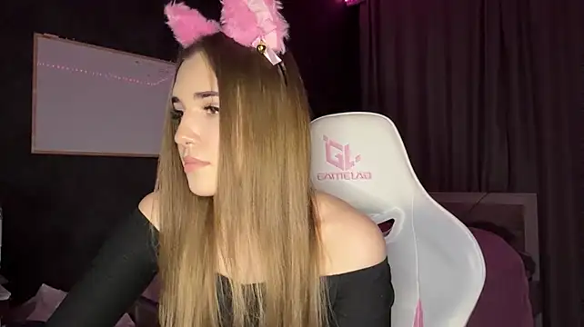 PamelaBurson live cam on StripChat