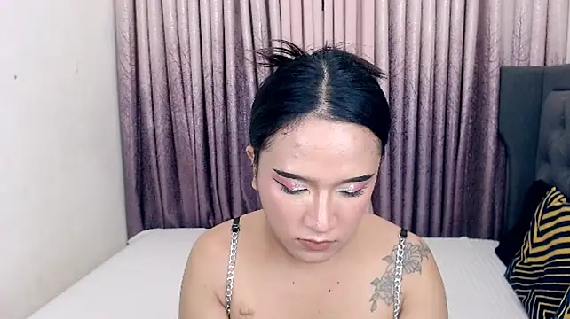 savanna_pleasure live cam on StripChat
