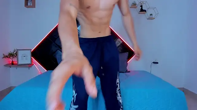 Dark_Valentino_