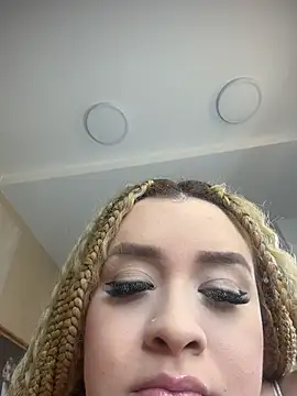 Dani_rosse_ live cam on StripChat