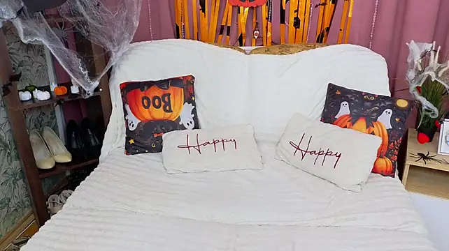 EmilyCuper_