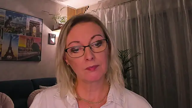 vanessa_chat