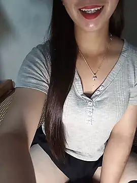 Fiona_2026 live cam on StripChat