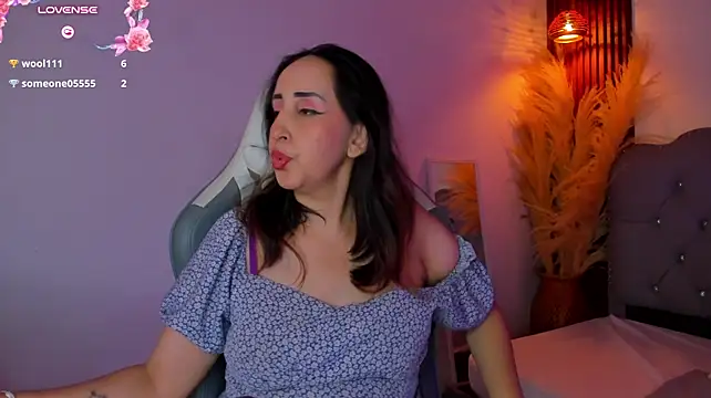 Jadde_hamad live cam on StripChat