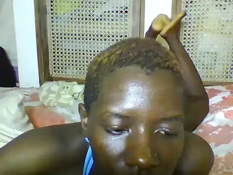 Goldy_petite
