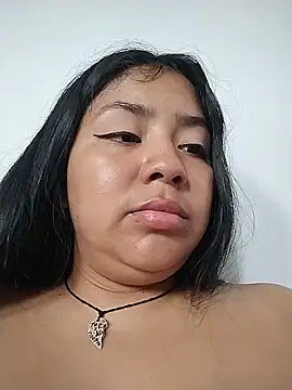 Amber_Herrera live cam on StripChat
