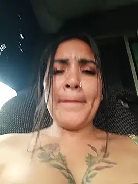 MAYE__13 webcam