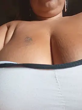 Mother-Big-tits webcam