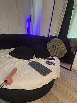 leonienoire webcam
