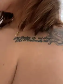 Sexy__Giirl live cam on StripChat