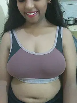 Your_Alinaa webcam