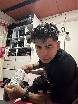 Noir_Desiree