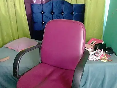 Karlotadiva1
