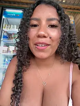 serena_willow live cam on StripChat