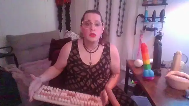 MxSissyCharlotte live cam on StripChat