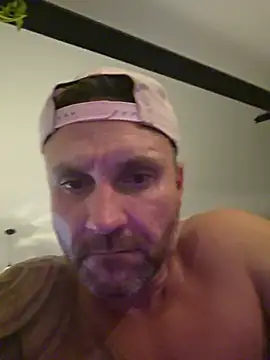 Sheldon8to23 live cam on StripChat