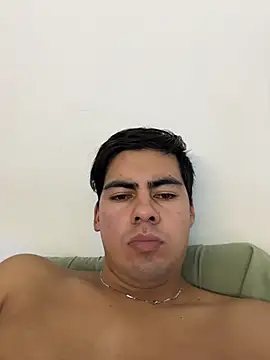 hot11latino live cam on StripChat