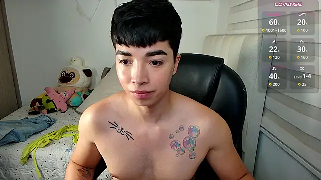 santy7v7 live cam on StripChat