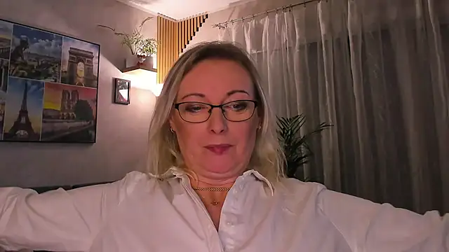 vanessa_chat