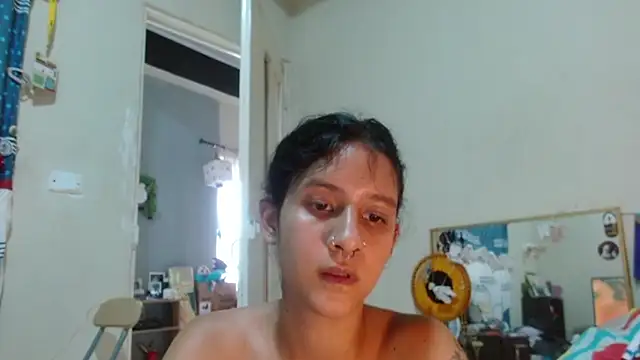 AlinaWoolf_