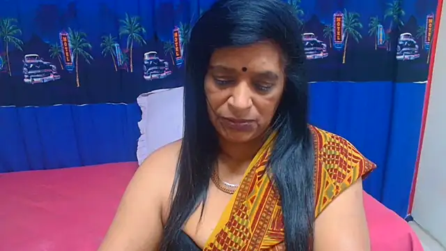 INDIANFUSION live cam on StripChat