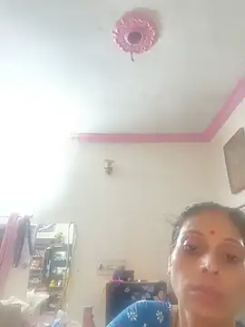 Sexy-Suhani2