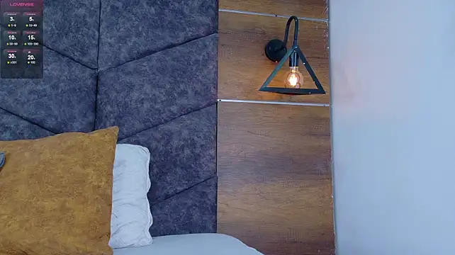 AnnieRouse__