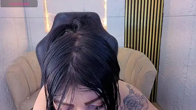 Misslustrous_cn