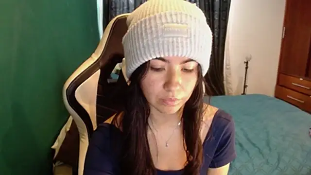 alice_middlee