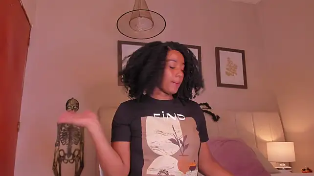 zoe_sky_