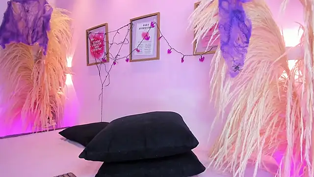 MiaaCarter_