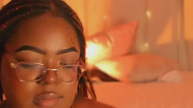Ayanaa_Ebony_
