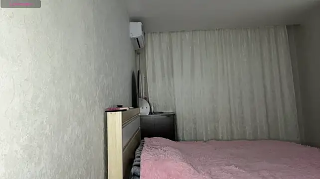 MayeRutley live cam on StripChat