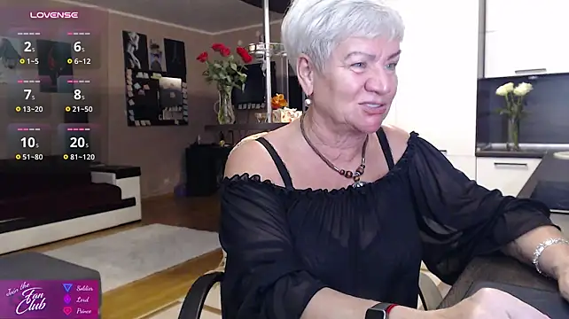 roxana_brooks live cam on StripChat