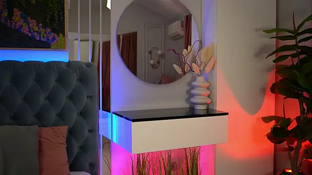 SiennaPierce live cam on StripChat