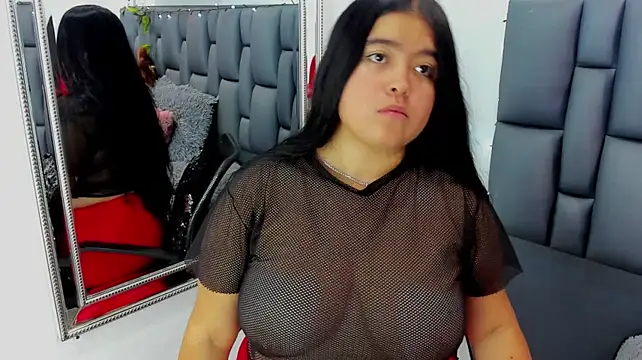 Isabella_18 live cam on StripChat