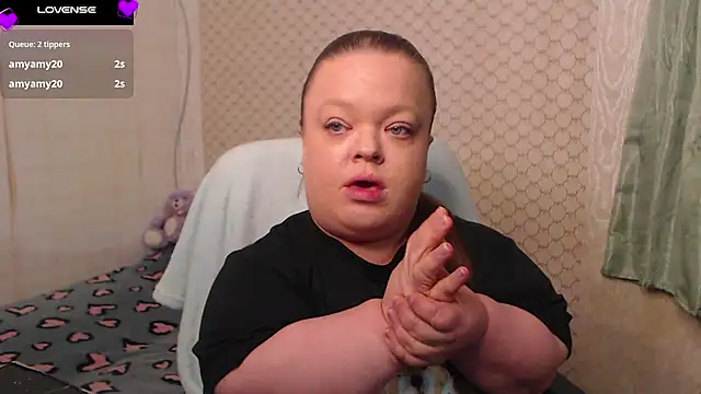 Janiffer_MiMi live cam on StripChat