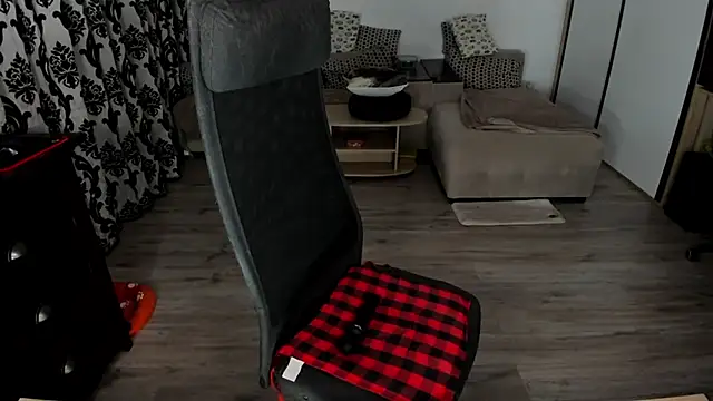 Charlotte_Diamonds