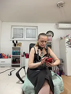 Iris_Pitts_